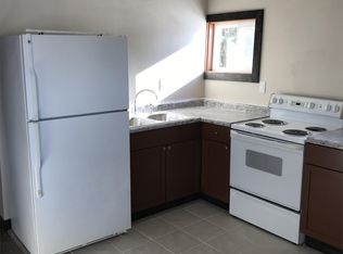 9 N Main St APT 4, Deerfield, WI 53531