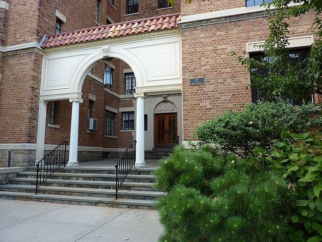 1st image of 12 Meadow Ave APT 1C