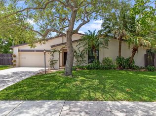 12820 SW 107th St, Miami, FL 33186