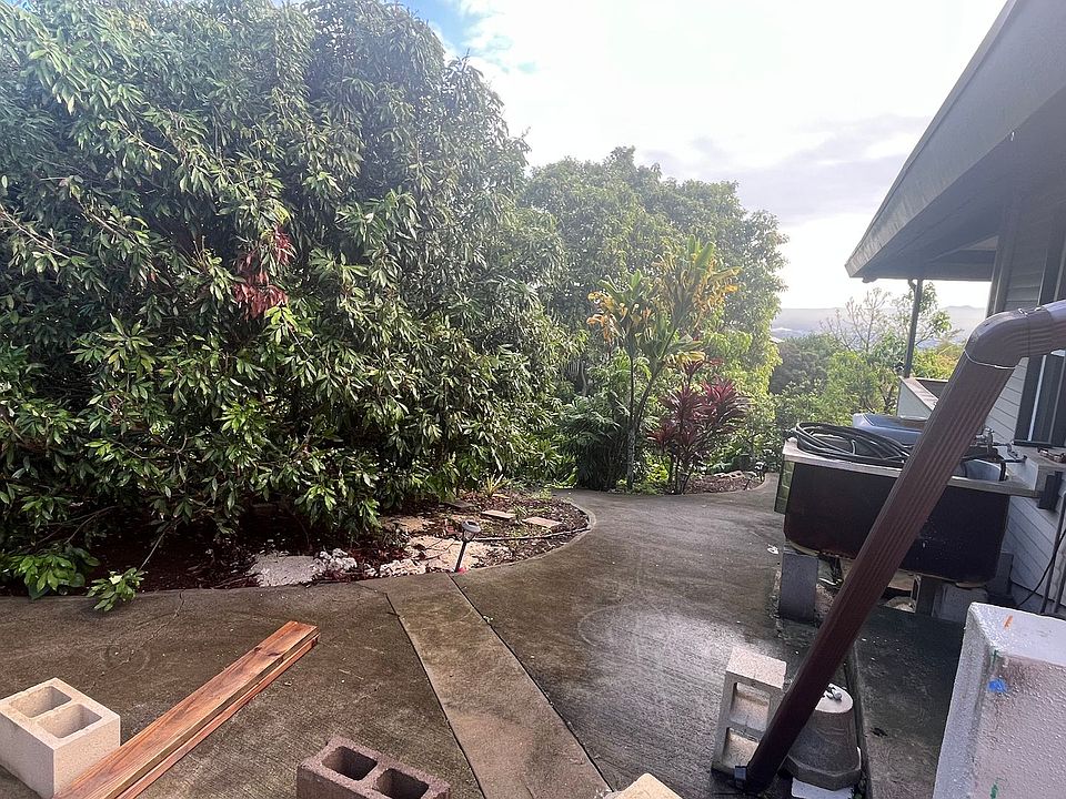 1st image of 498 Polulani Dr