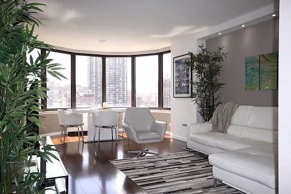 Rented by Thrasher Real Estate | media 2