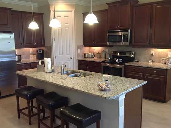 4th image of 9098 Peregrine Way