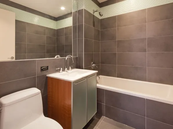 407-15 Leonard Street image 1 of 4