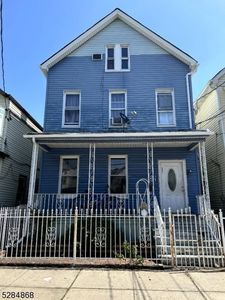 221 Bond St, Elizabeth, NJ, 07206