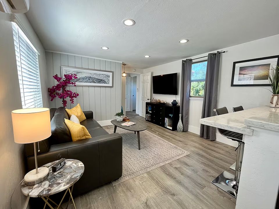 Living Room as you enter front door...