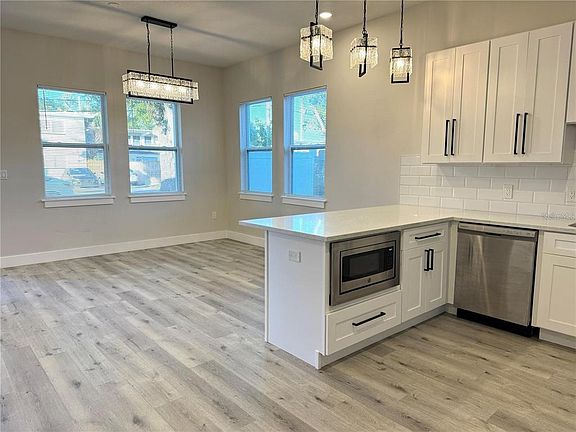 3rd image of 1039 53RD AVENUE N