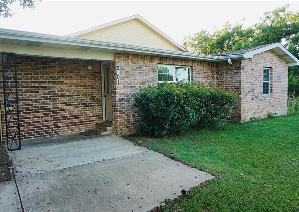 2101 Avenue D, Grand Prairie, TX 75051 Zillow