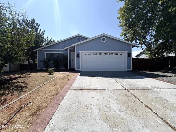 6270 W Chinook Ct, Sun Valley, NV 89433