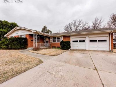 5908 E Clarendon St, Wichita, KS, 67220