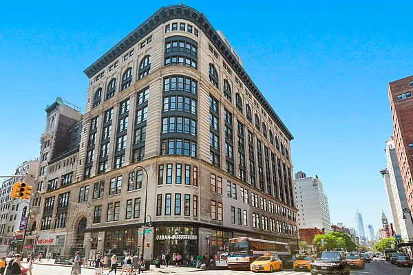 Sold by Corcoran | media 19