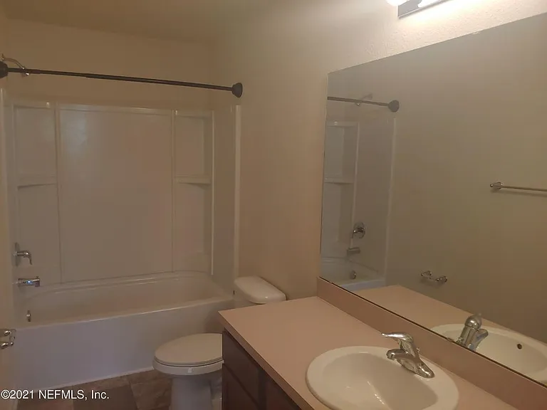 340 Servia Dr — Photo 8