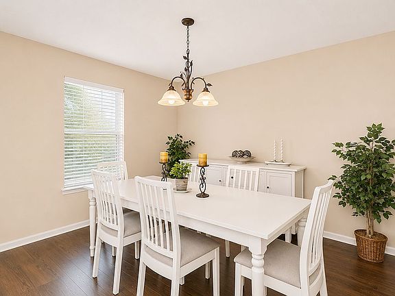 3rd image of 3371 Hickory Leaf Ct