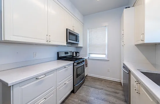 329 Academy St #A — Photo 6