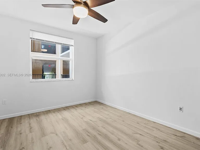 17145 N Bay Rd #4303 — Photo 11