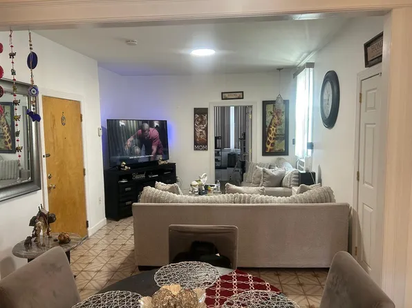 1209 14th Street image 1 of 4