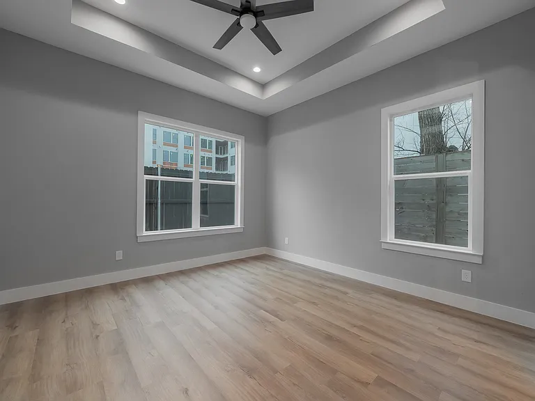 2818 Chicago St — Photo 6