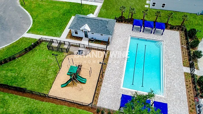 540 Narnia Ct — Photo 34