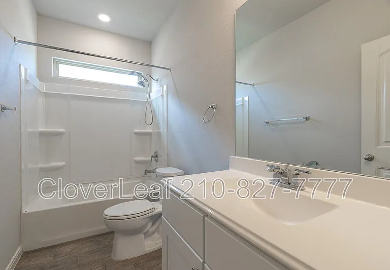 524 Willow Valley St — Photo 17