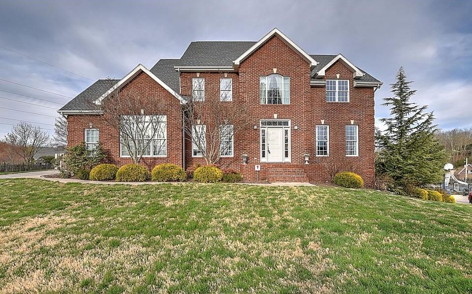 1st image of 1017 Norfolk Pl