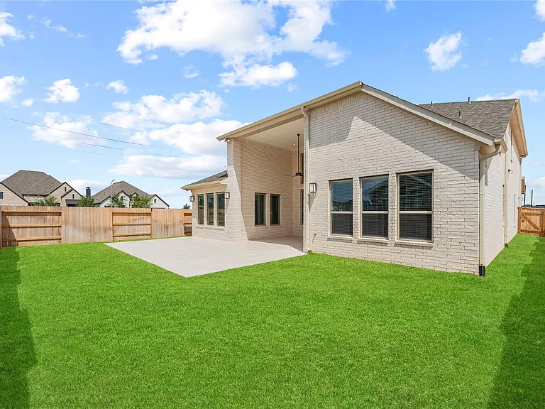 541 Sprigtail Dr — Photo 28
