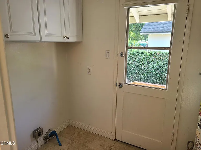 4913 Revlon Dr — Photo 11