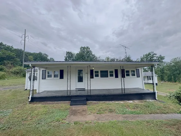18833 Us Highway 29, Chatham, VA 24531