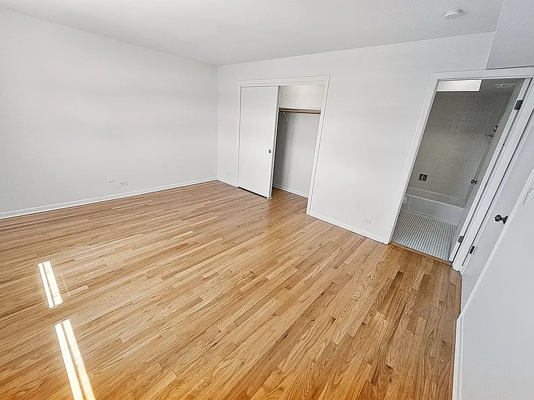 1100 Church — Photo 20