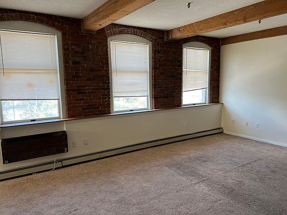 2nd image of 402 River St APT 3C