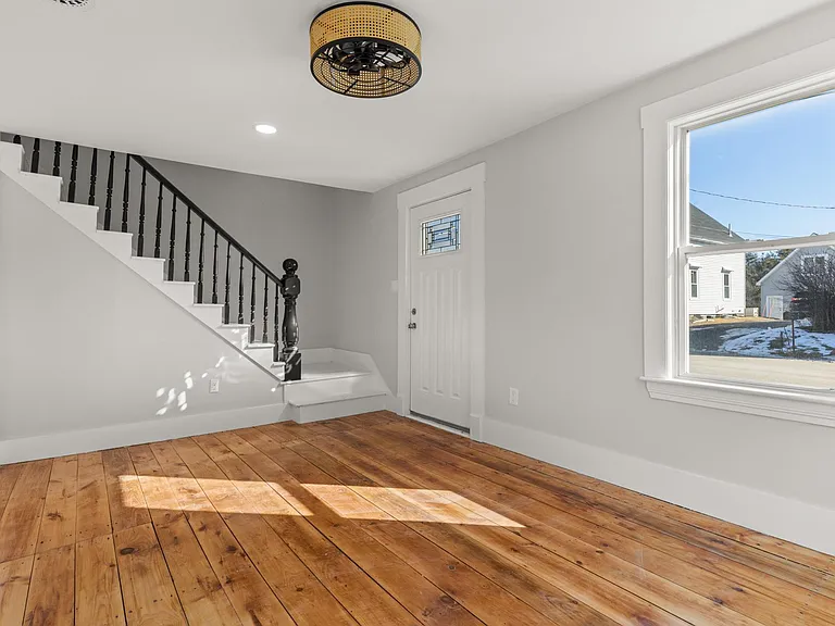 30 Meader St — Photo 5