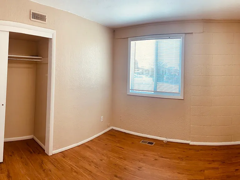 371 Greensboro S #371 — Photo 8