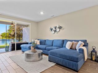 14644 Edgewater Cir, Naples, FL 34114