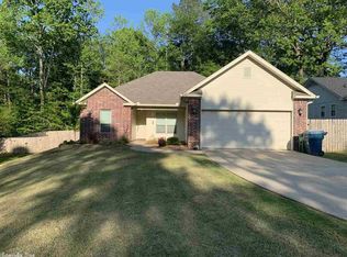30 Leprechaun Ln, Alexander, AR 72002