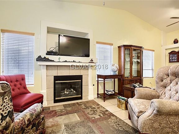 4th image of 3304 Wild Blossom Dr