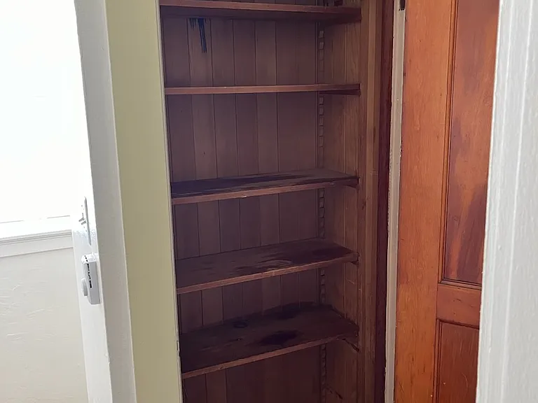 118 B St — Photo 14