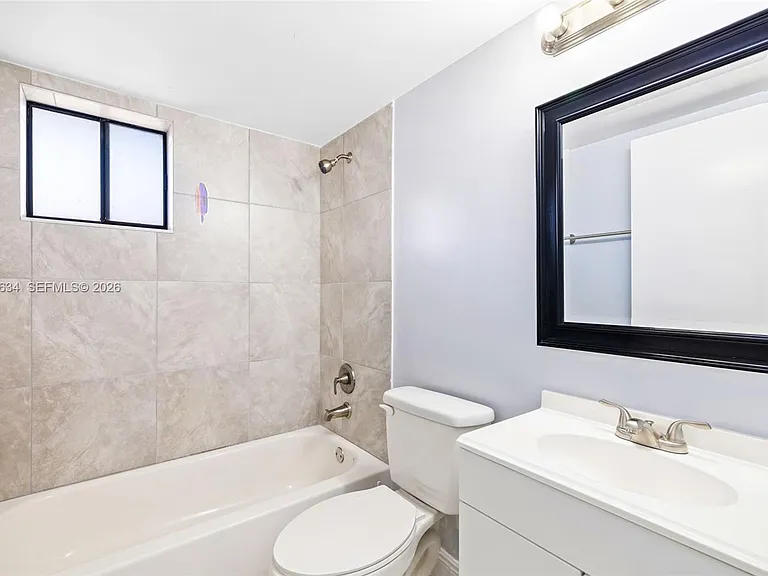 5400 W 21st Ct #402 — Photo 7