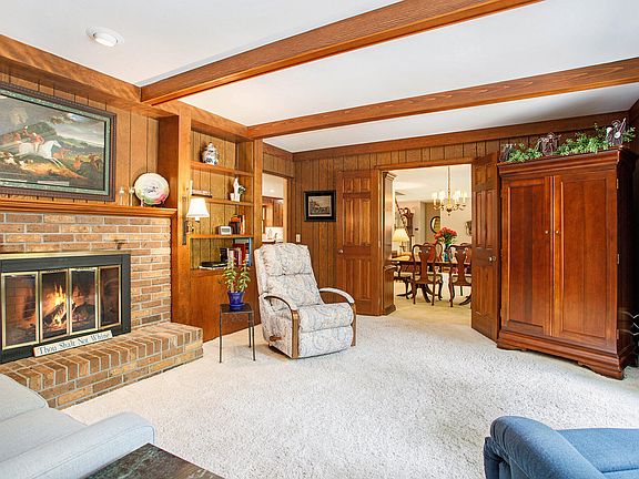 3rd image of 5227 E Fg Ave