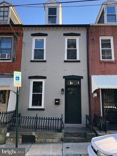 1st image of 418 Poplar St