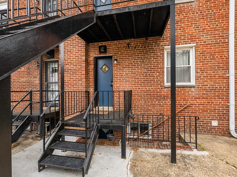 Kitchen and basement exit/entry