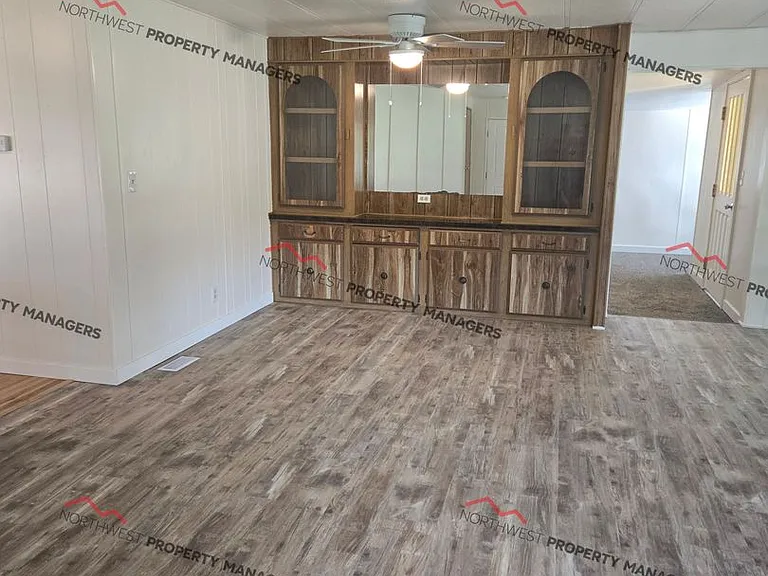 738 Gish Rd — Photo 4