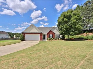 403 Rockingham Ct, Loganville, GA 30052