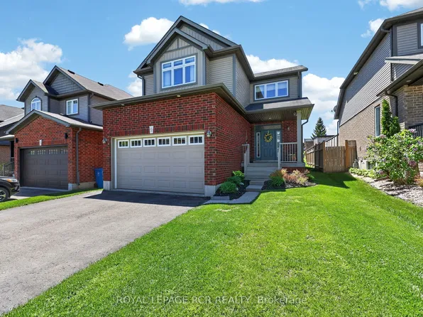 35 Saint Pauls Pl, Orangeville, ON L9W 0A5