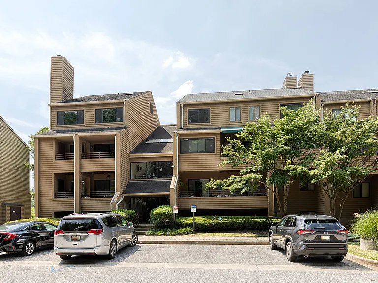 6905 Jones View Dr #3C — Photo 1