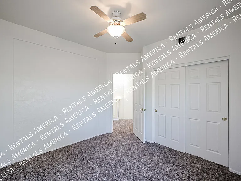 8849 S 51st St #1 — Photo 22
