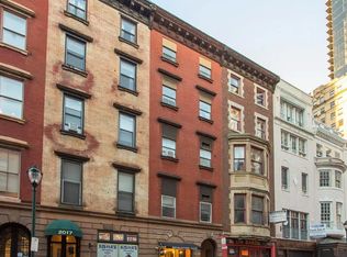 2015 Walnut St APT 204, Philadelphia, PA 19103