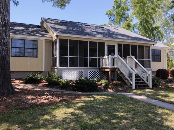 1044 Flournoy Rd, Warwick, GA 31796