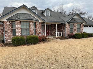 120 Magnolia Ave, Pryor, OK 74361