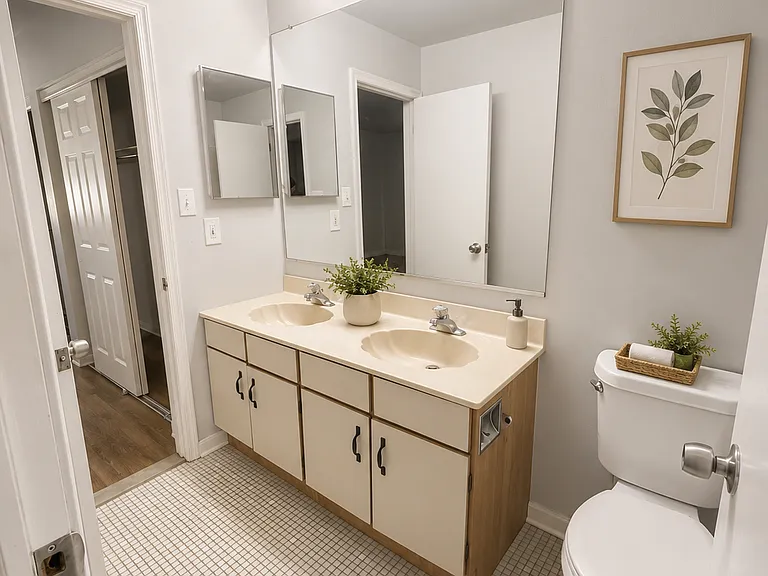 1332 S 10th St #1 — Photo 5