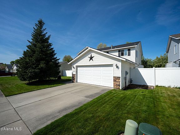 3rd image of 1359 N Marcasite Ct