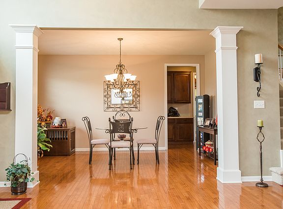 4th image of 3542 Chancery Ln
