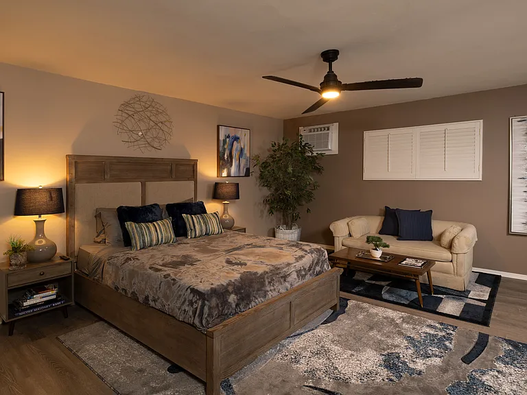 Queen size bed